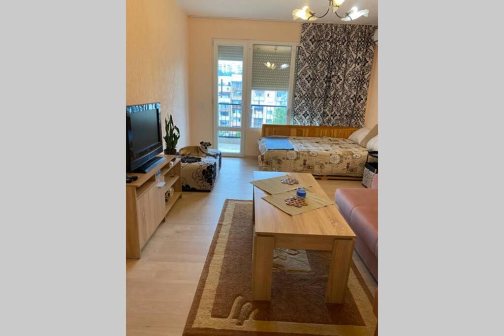 Sunny Apartment By The River ซันดันสกี ภายนอก รูปภาพ